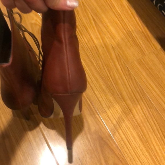 Michael Antonio Tie up booties - Picture 6 of 8